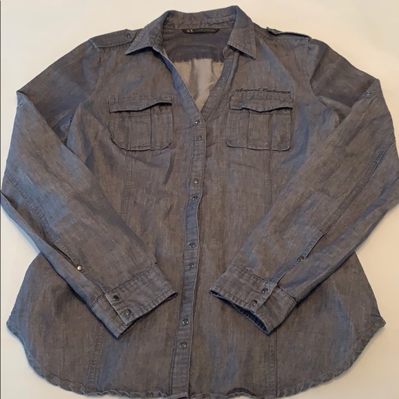 AX Armani Exchange Chambray v-neck Button shirt women’s small - Picture 7 of 9